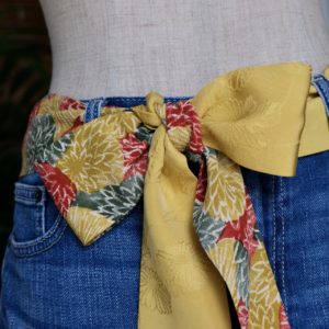 Ceinture upcyclée en soie de kimono