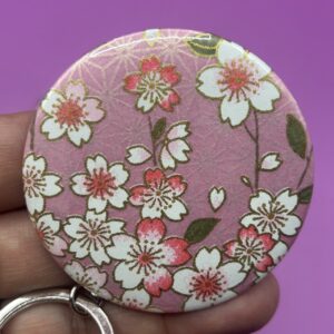 porte-clés badge (diamètre 58 mm) - Motif Sakura