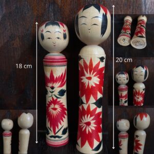 Lot de 2 Kokeshi vintage (Taille approx. H18/20cm).