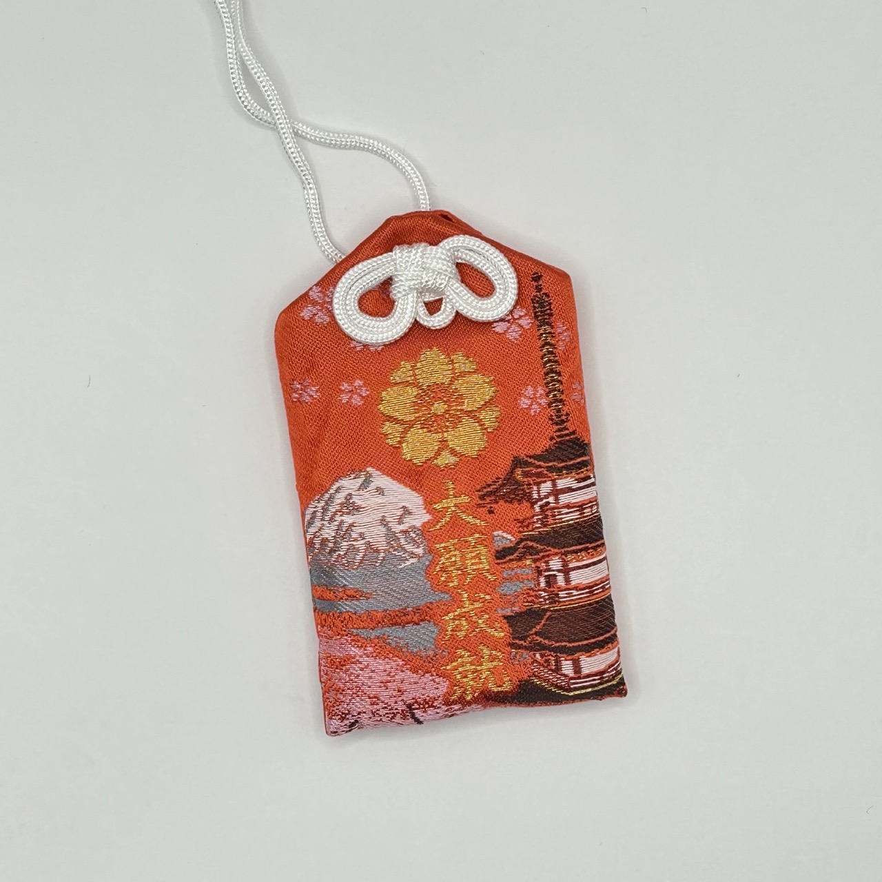 Omamori FujiSan Pagode rouge