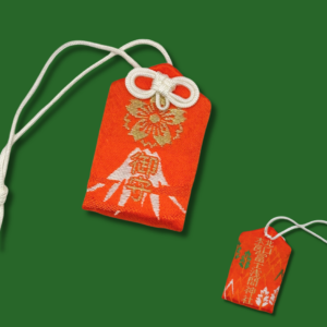 Omamori Fujisan rouge et or